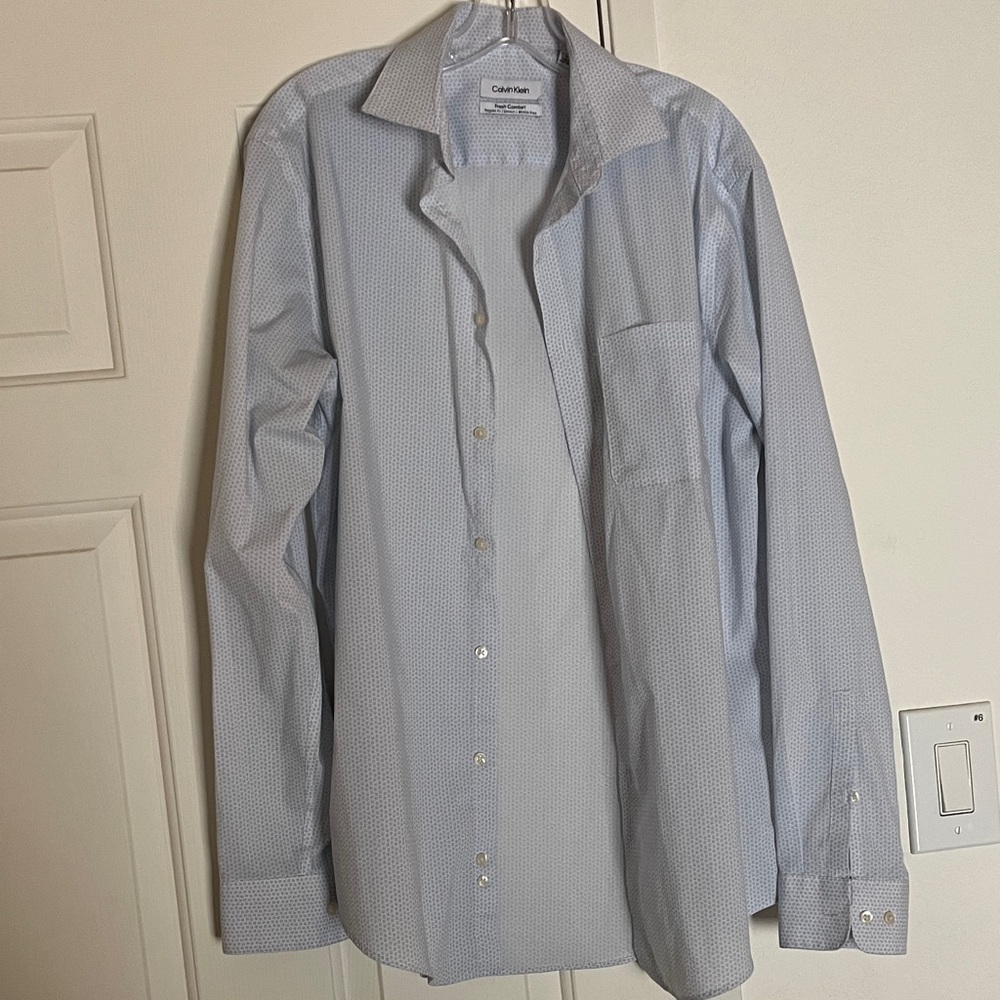 Calvin Klein Men's Dress Shirt